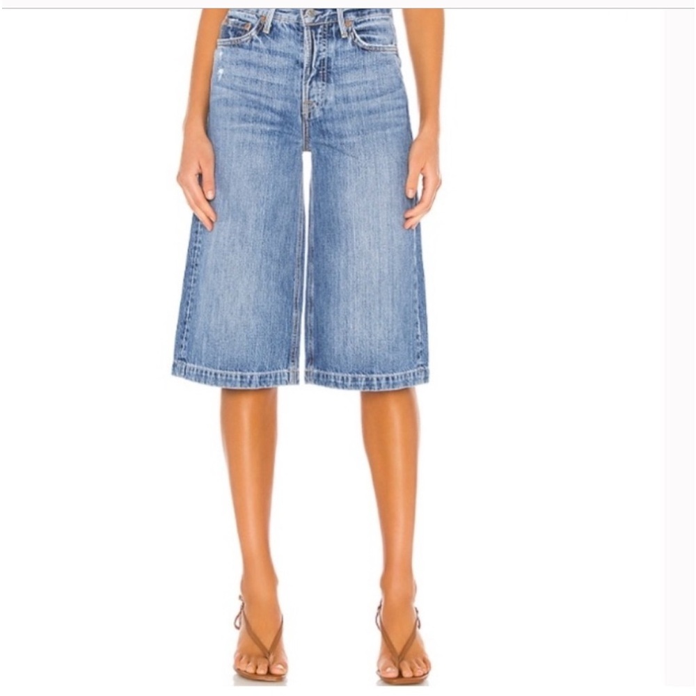NWT GRLFRND Cosima Wide leg Jean Bermuda short in Live For You sz 28